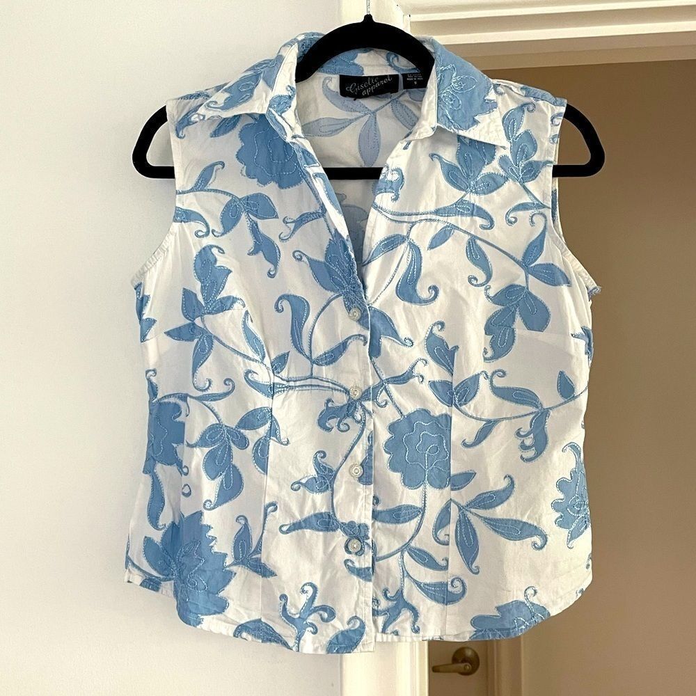 3 for $25 Gisele Apparel White floral print blouse